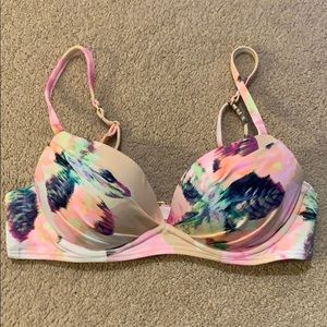Victoria’s Secret Swim Underwire Top